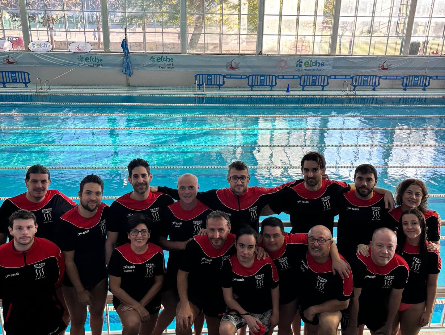 Nadadores máster del Club Natación Elda