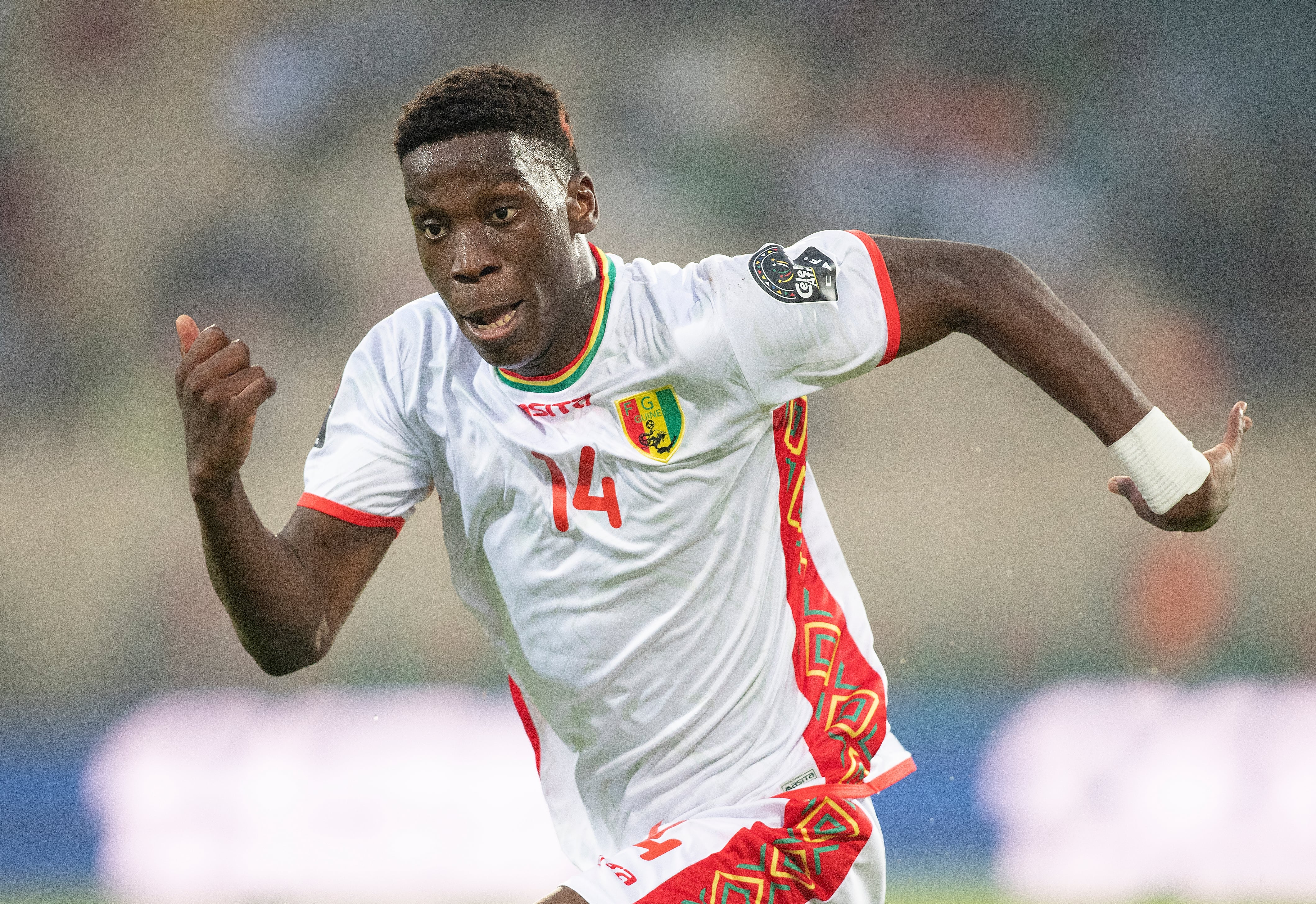 Illaix Moriba, durante un partido en la Copa África con Guinea