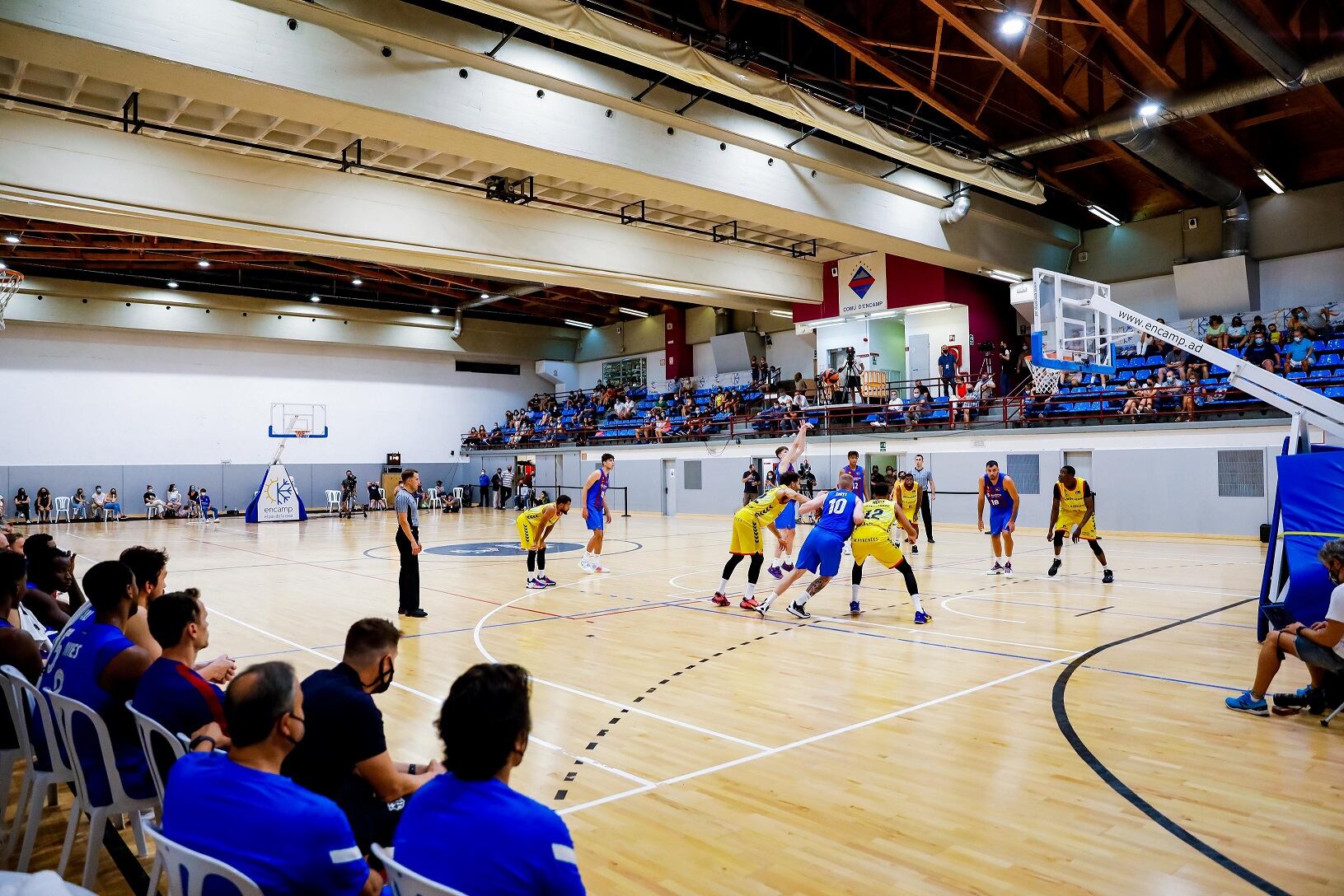 El partit amistós entre el MoraBanc Andorra i l'FC Barcelona l'estiu del 2021.