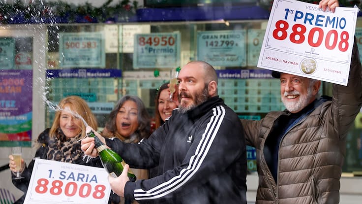 Hablamos sobre el Sorteio de Navidad con la delegada de Loterías y Apuestas del Estado y con una lotera de Valladolid