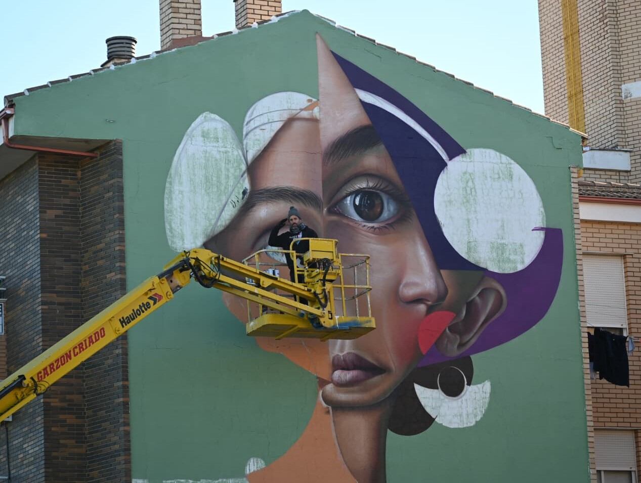 Belin, en pleno proceso de creación en Aurea Galindo 79.