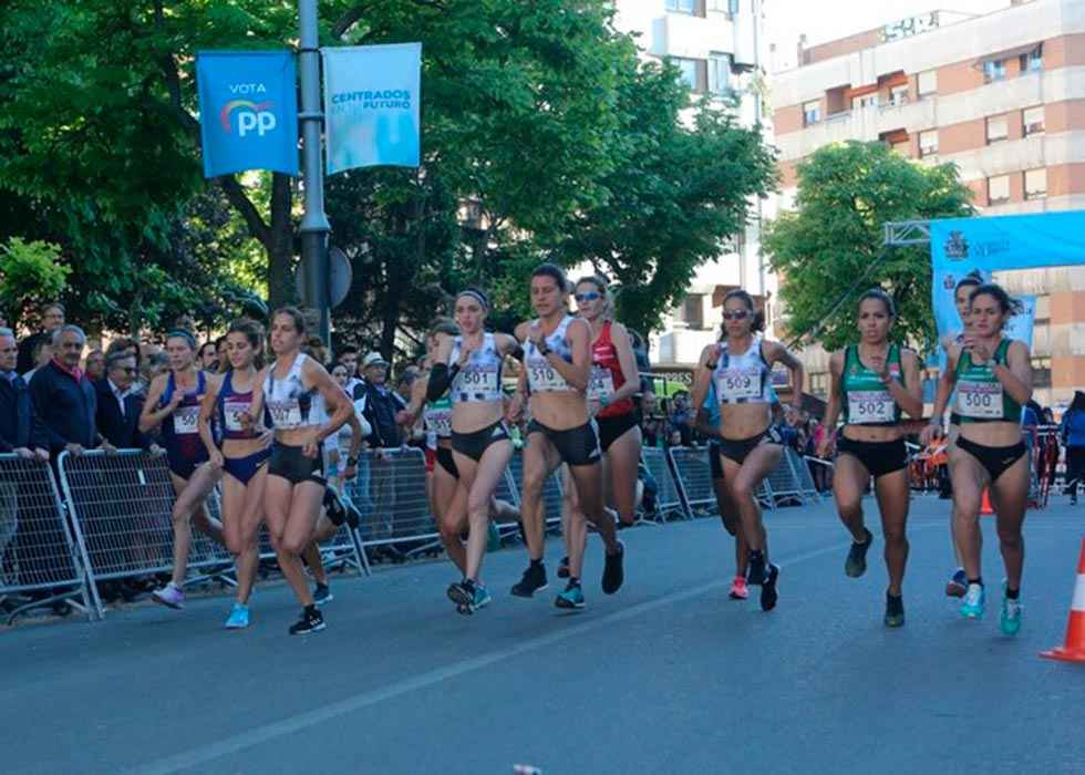 Las féminas durante la última edición de la Milla celebrada en Aranda de Duero