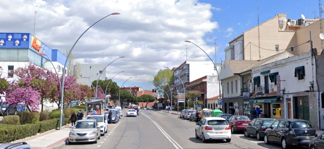 El accidente se ha producido a la altura del número 71 de la calle Luis Sauquillo