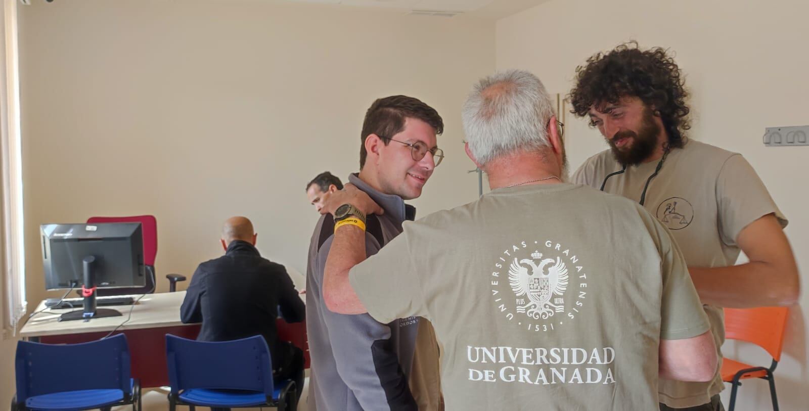 El equipo técnico que interviene en el cementerio de la Salud en la oficina de atención a las víctimas de Córdoba