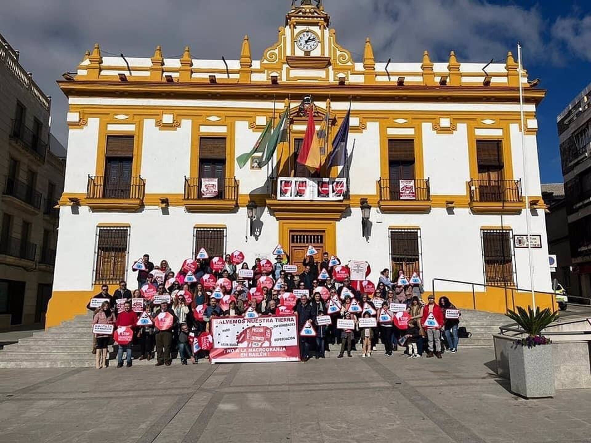 Plataforma contra la &#039;macrogranja&#039; de Bailén