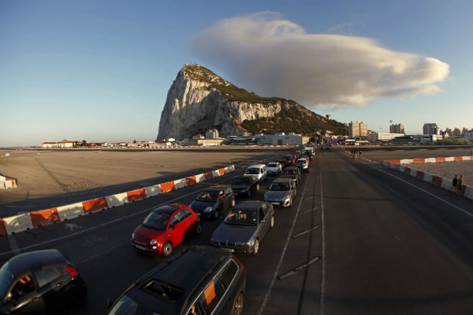 Colas en Gibraltar.