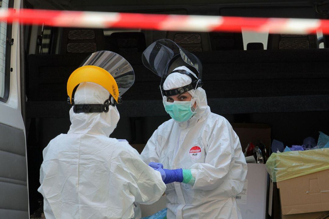 Personal sanitario del Hospital Policlínico Público de Bari