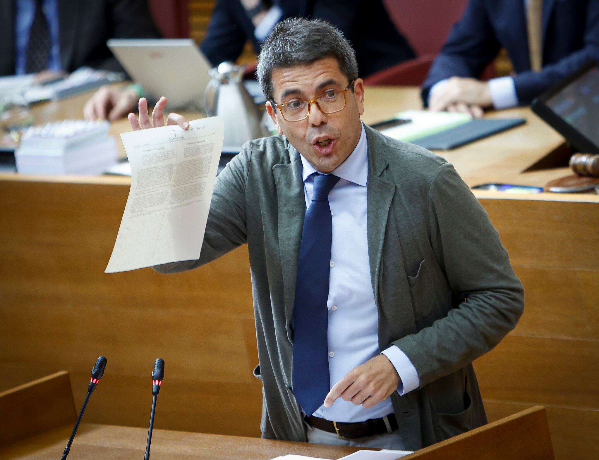 Carlos Mazón durante su intervención en les Corts