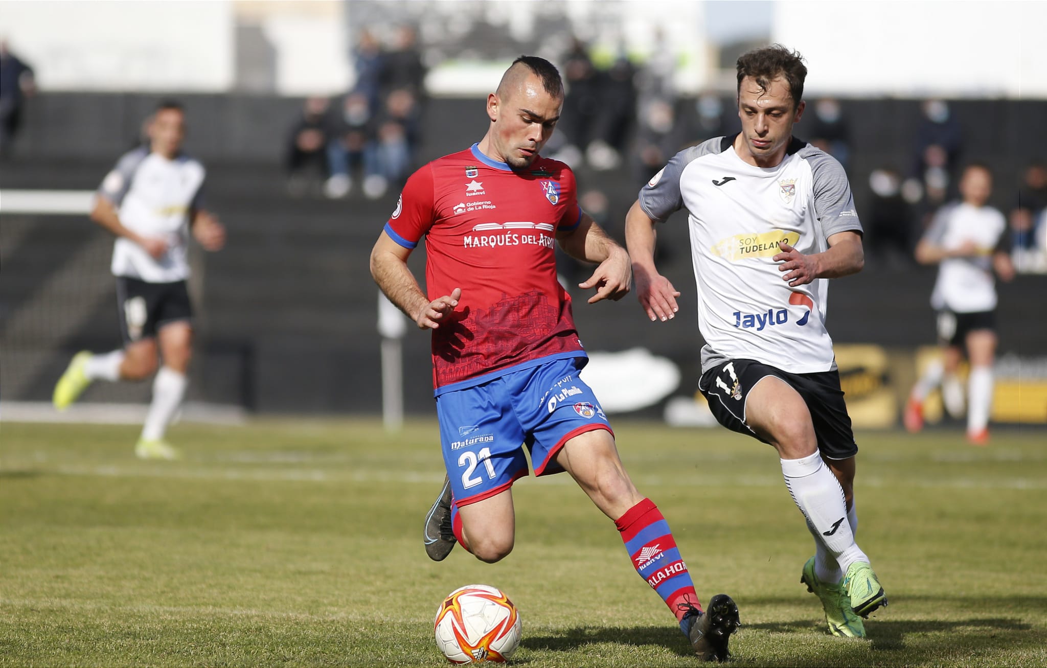 Madrazo conduce en el Ciudad de Tudela