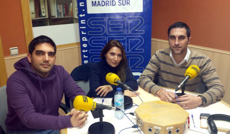 Santiago Fernández, Mónica Cobo y Diego Ortiz en los estudios de SER Madrid Sur