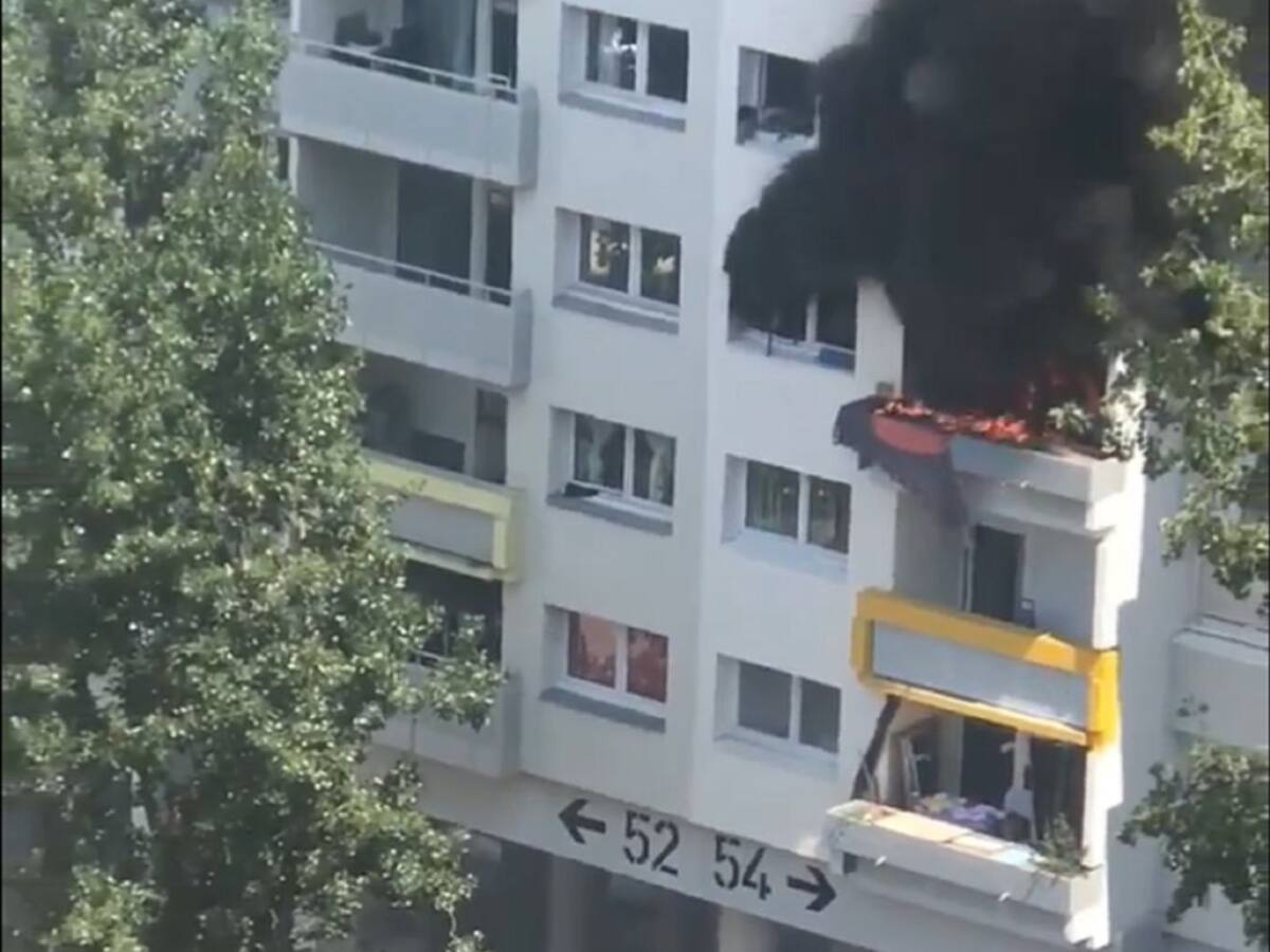 Con 3 y 12 años saltaron al vacío: dramático rescate de dos niños atrapados en un incendio