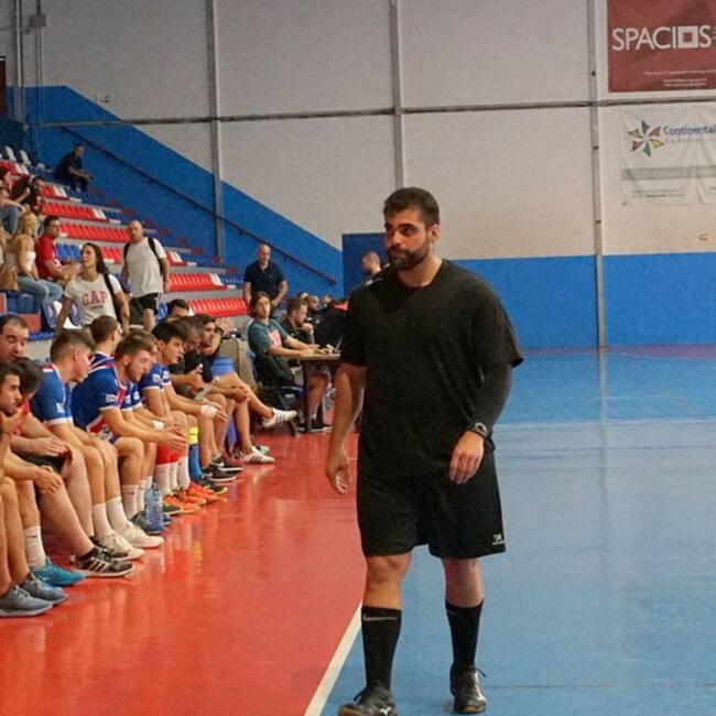 Tito Ruano volvió al Rafael Tapia Valdés