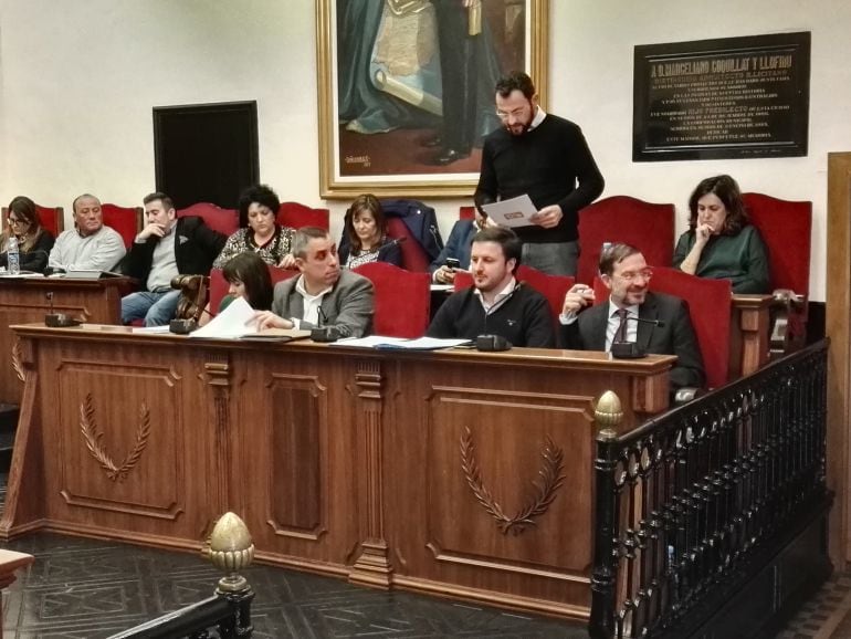 El concejal de Ciudadanos, Juan Antonio Sempere, interviene en el pleno