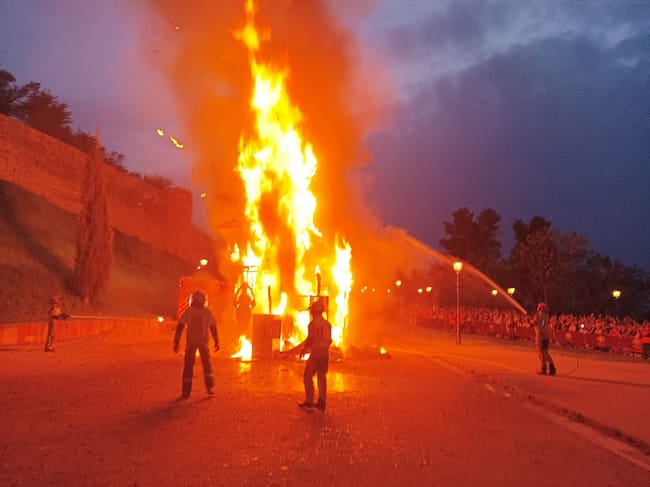 Cremà de la foguera en el Paseo Recaredo. Foto: Ayto Alicante