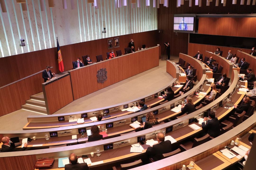 El ministre de Finances, Eric Jover, intervé durant el darrer ple del Consell General.