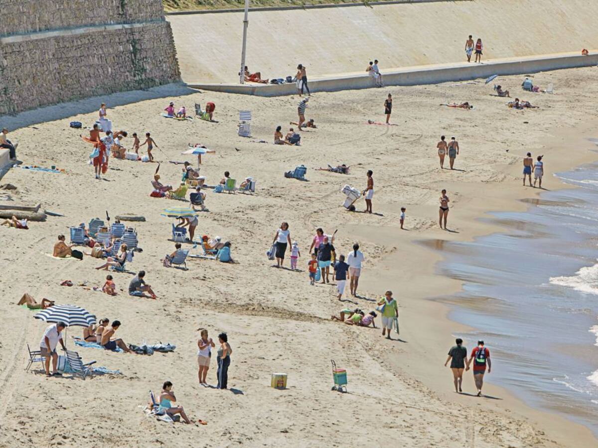 El Juzgado archiva la denuncia del PP contra la municipalización del servicio de playas