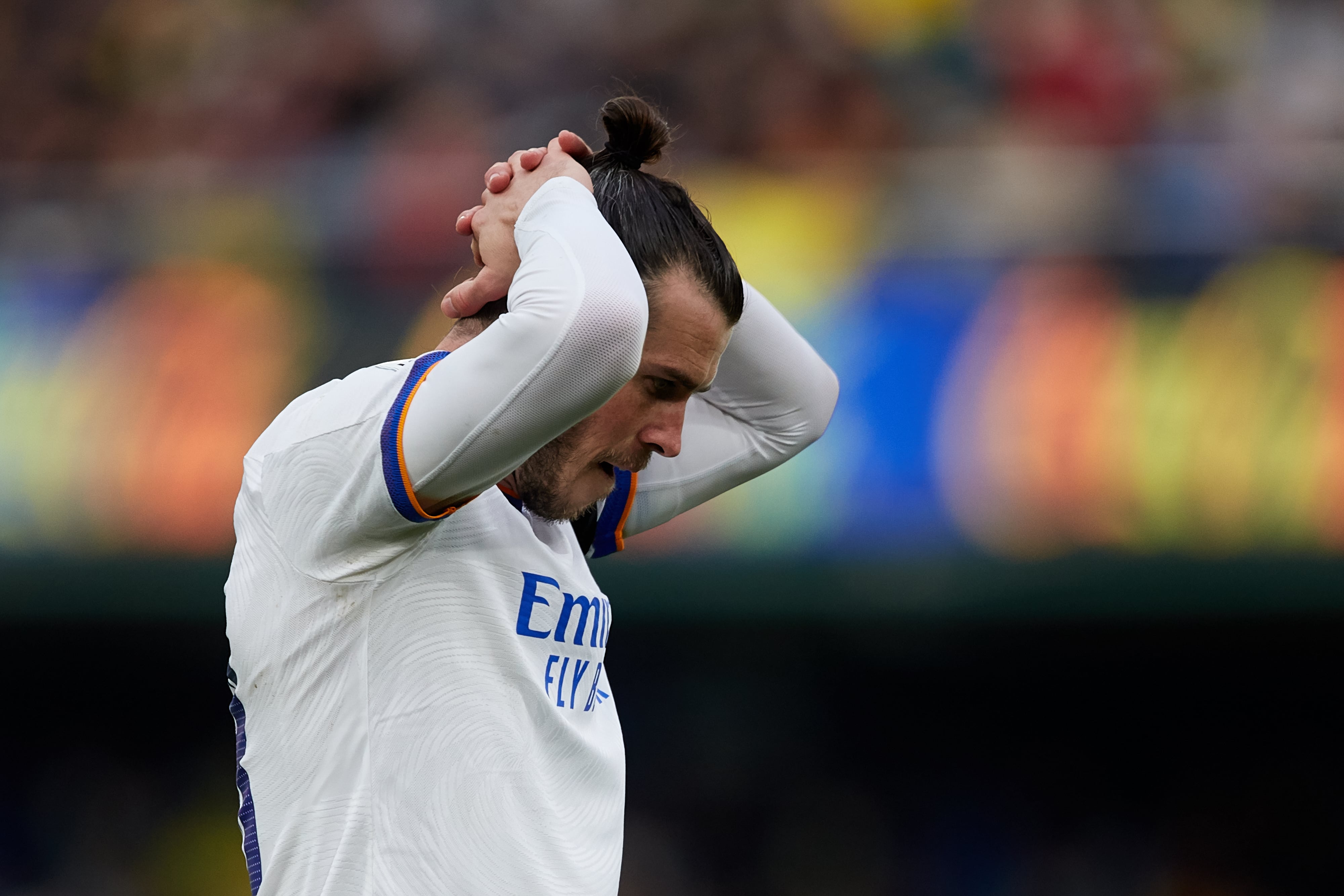 Gareth Bale se lamenta de una ocasión fallada en el Villarreal - Real Madrid de esta temporada.