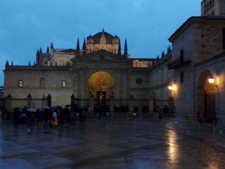 La Plaza de la Catedral bajo la lluvia