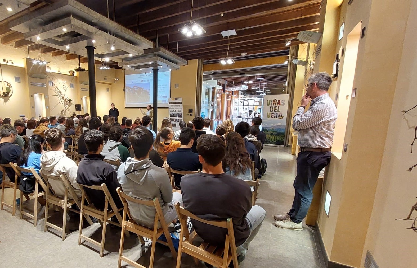 El &quot;Proyecto Adopta&quot; se ha presentado en Viñas del Vero. Foto: González Byass