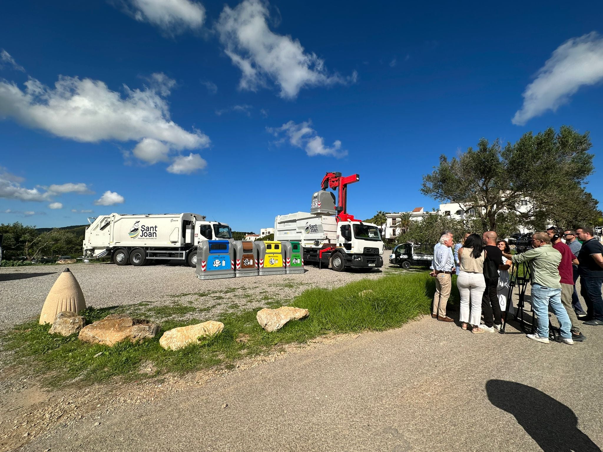 Imagen de camiones de la concesionaria en Sant Joan