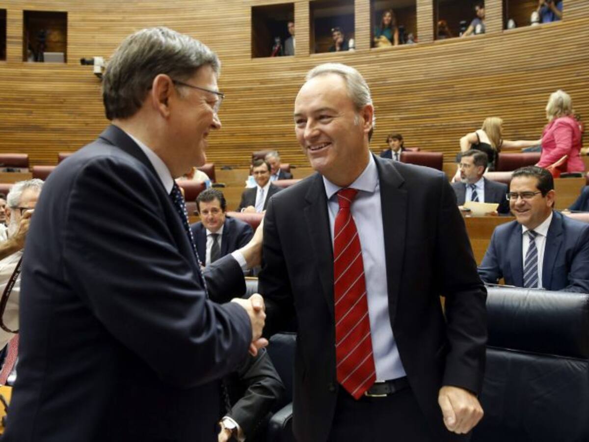 Las fotos del pleno de investidura de Ximo Puig