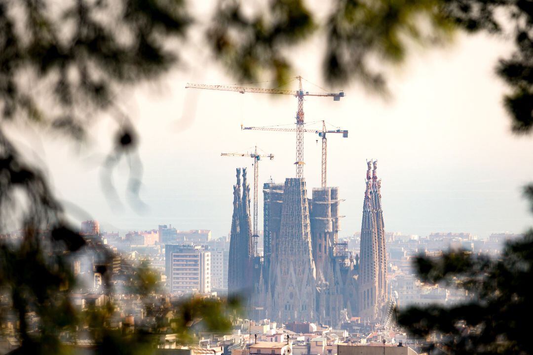 Imagen de la Sagrada Familia en construcción