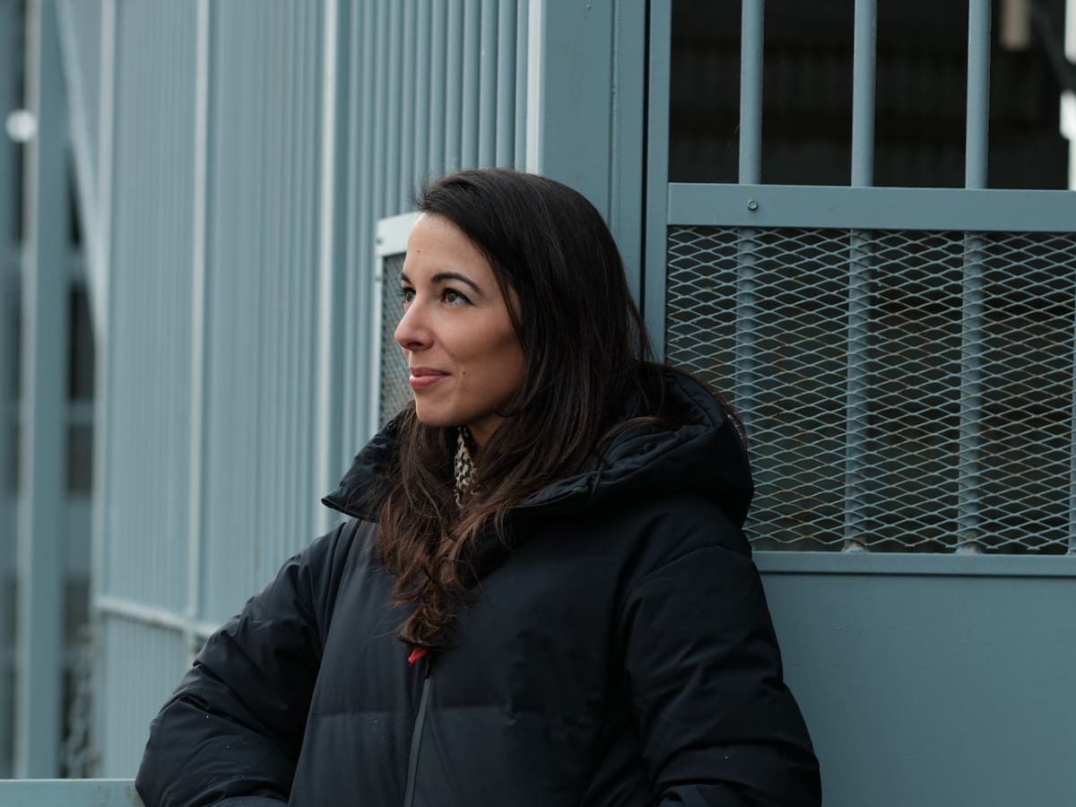 Nerea Pallares, escritora: "El hacer por los demás nos salva del individualismo feroz. La cuestión es si va a recaer siempre del mismo lado"