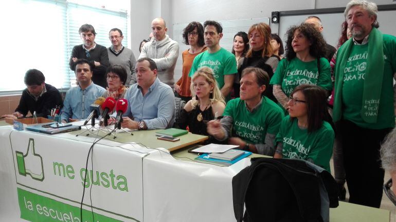 Profesores en defensa de la Educación Pública
