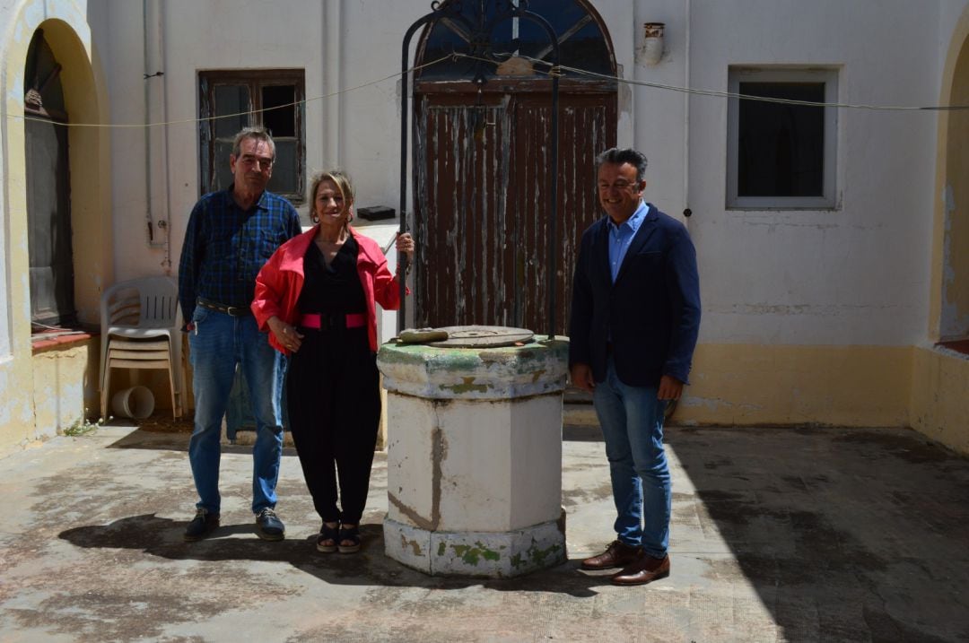 La candidata Socialista al Parlamento Europeo, Inmaculada Rodríguez-Piñero, y el alcalde y candidato a la reelección en Xàbia, José Chulvi.