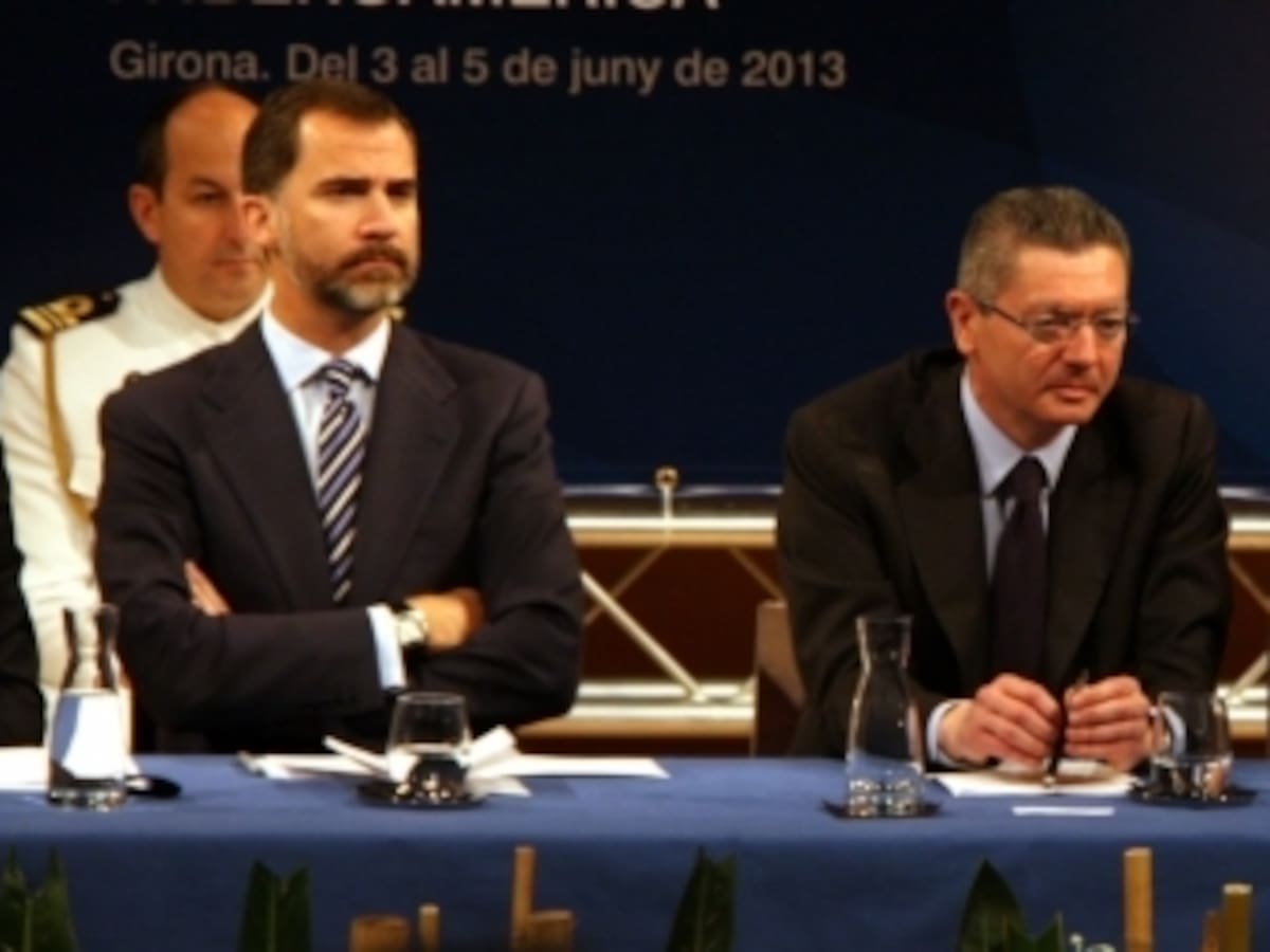 El príncipe Felipe pide en Cataluña "respeto a las reglas del juego democrático"