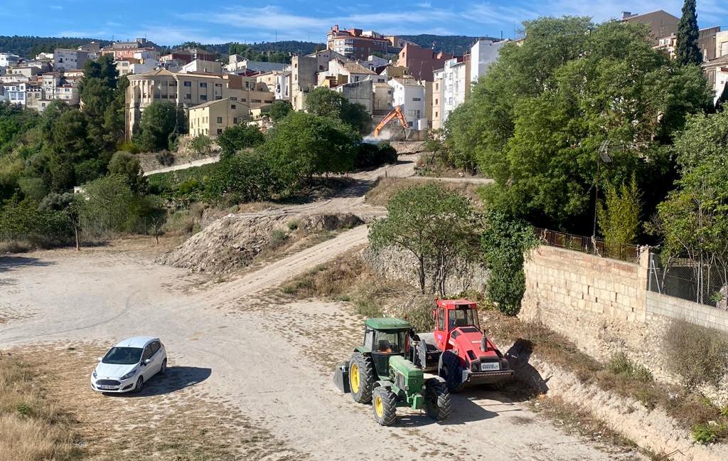 Alcoy ha iniciado las obras en el aparcamiento de La Riba.