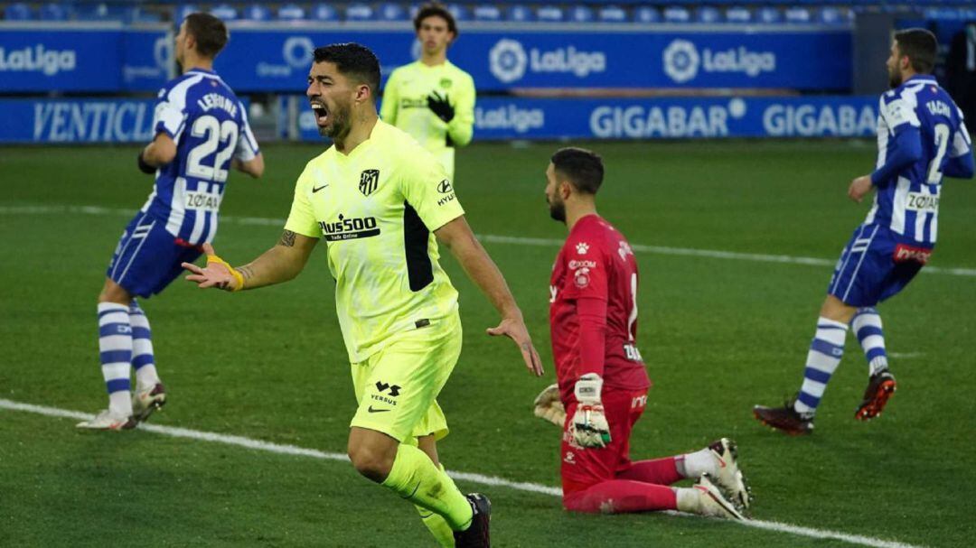 Luis Suárez celebra el 1-2 definitivo.