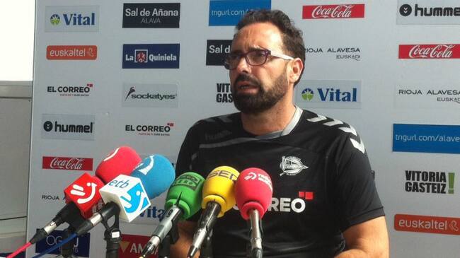 Pepe Bordalás en la previa de Copa del Rey en Ibaia.