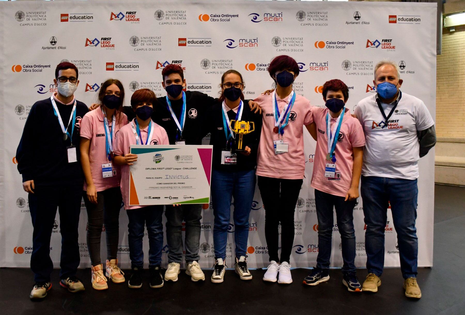 Uno de los equipos premiados de la cita que tuvo lugar en el Campus de Alcoy de la UPV