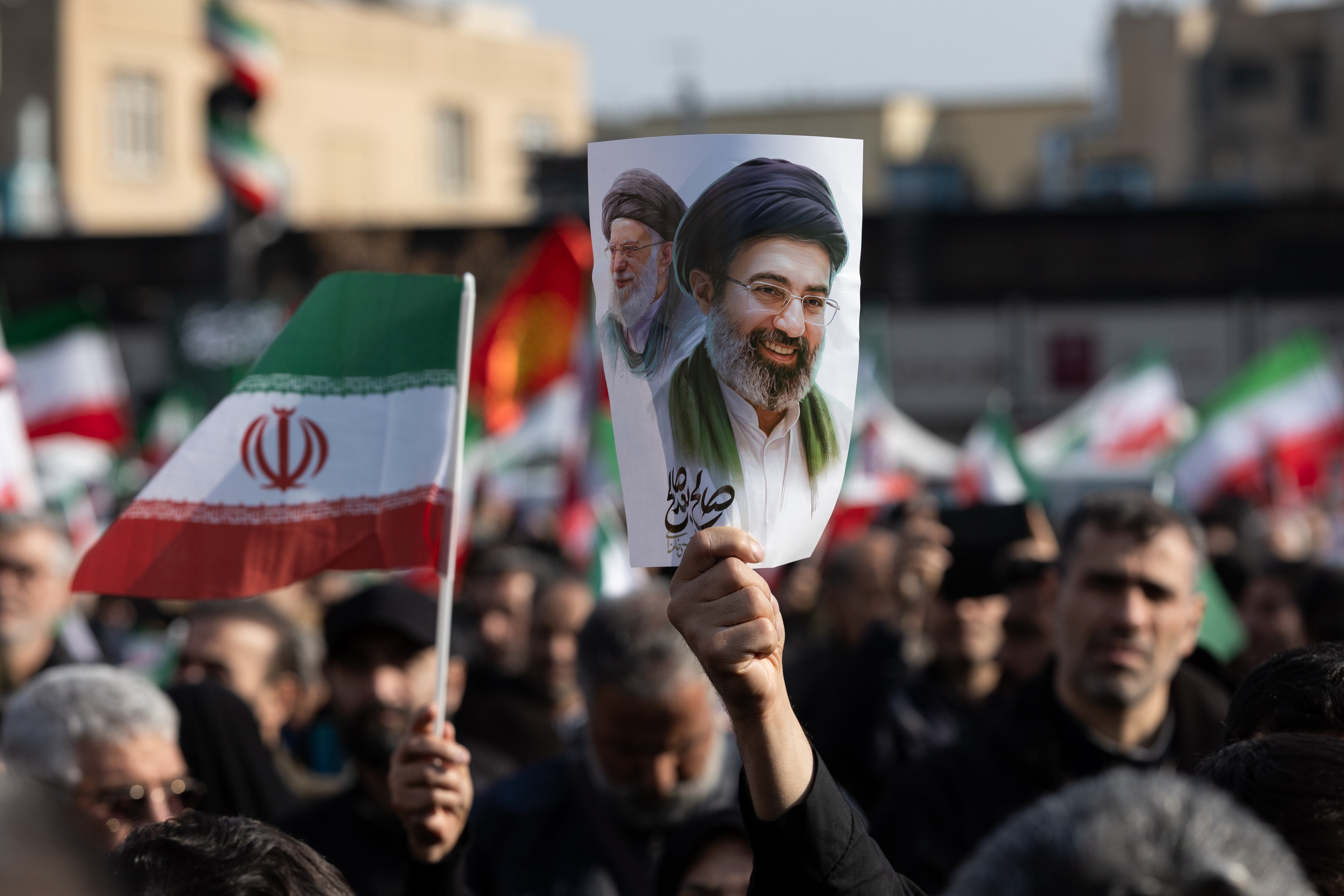 Mojtaba Jameneí, en su primer discurso como líder de Irán: "Vamos a seguir vengando la sangre de nuestros mártires y bloqueando el estrecho de Ormuz"