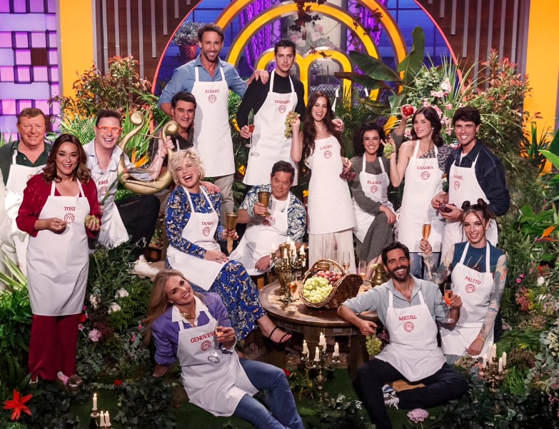 Los 15 concursantes de &#039;MasterChef Celebrity 8&#039;.