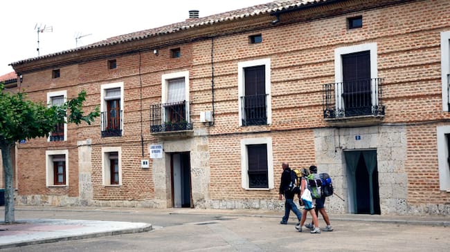 Peregrinos a su paso por Itero de la Vega
