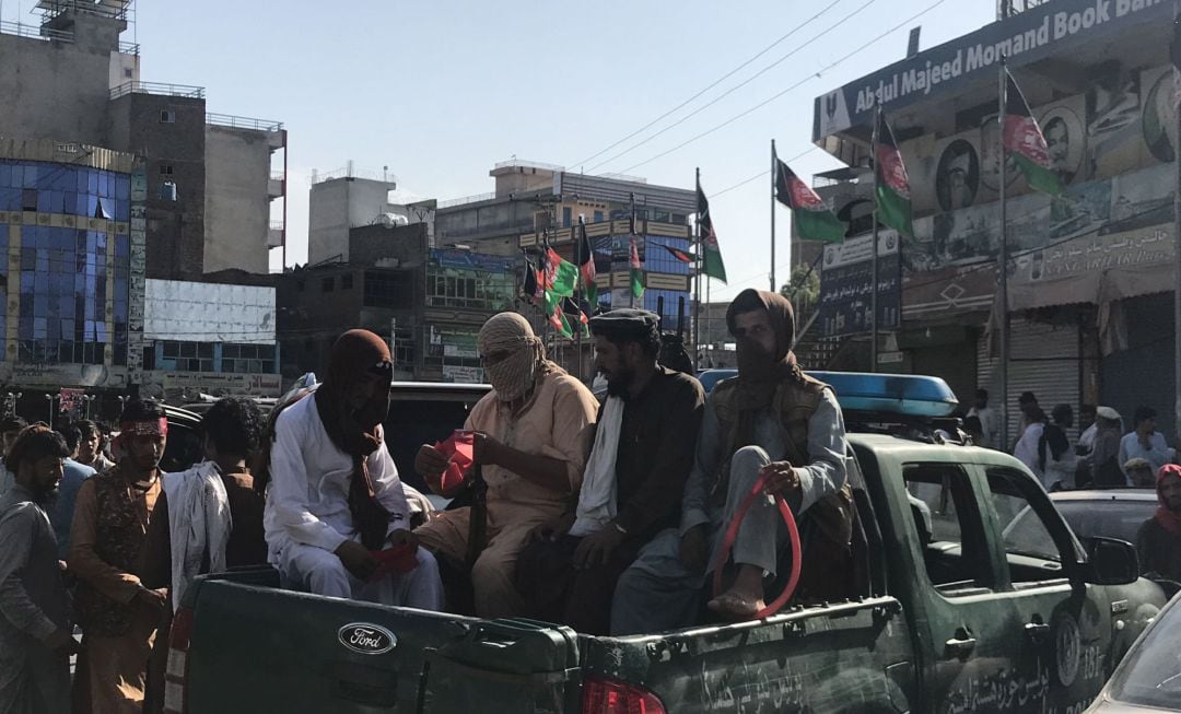 Los talibanes entran en Kabul.