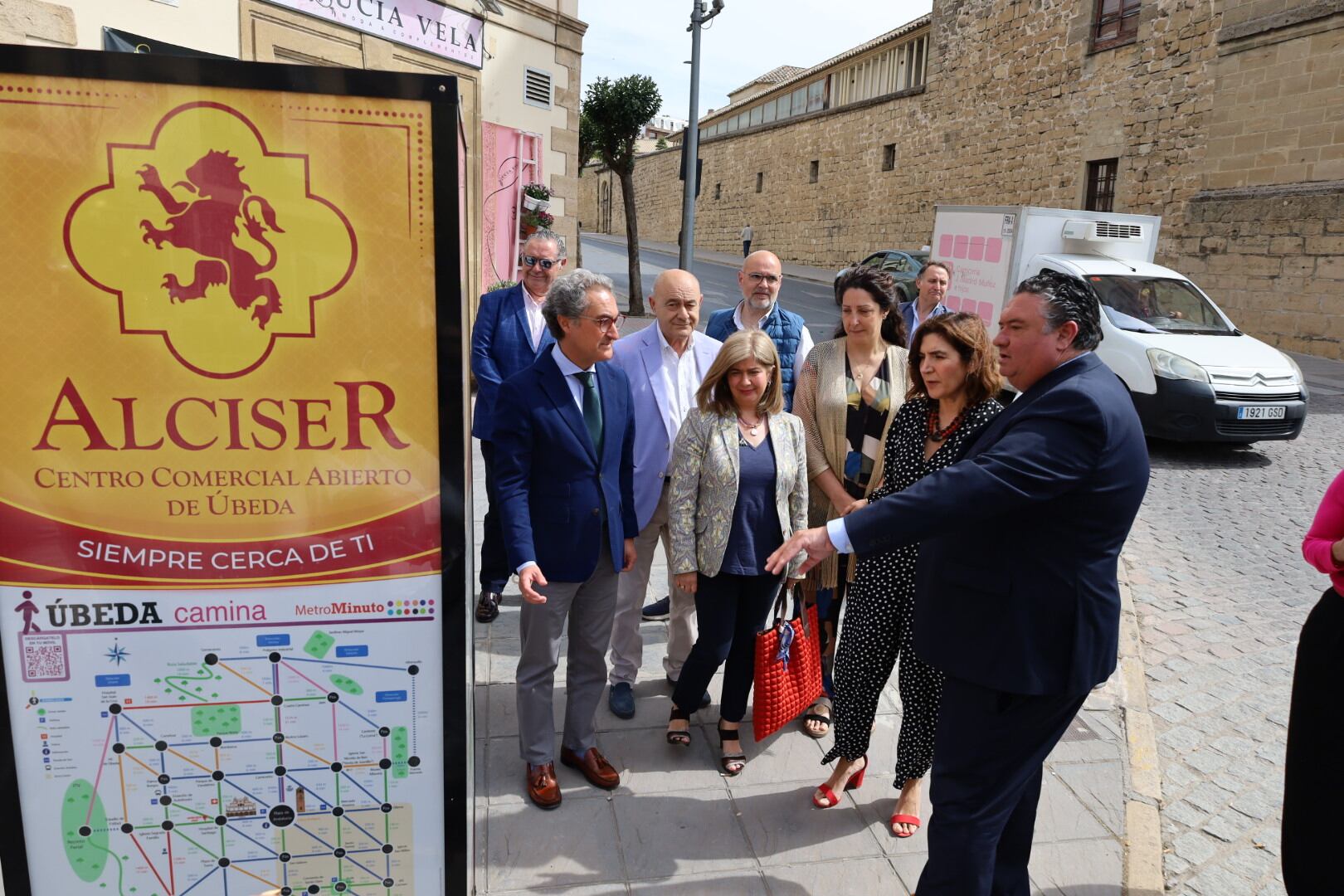 Instalan un sistema de control de aforo y flujos de personas en el Centro Comercial Abierto de Úbeda