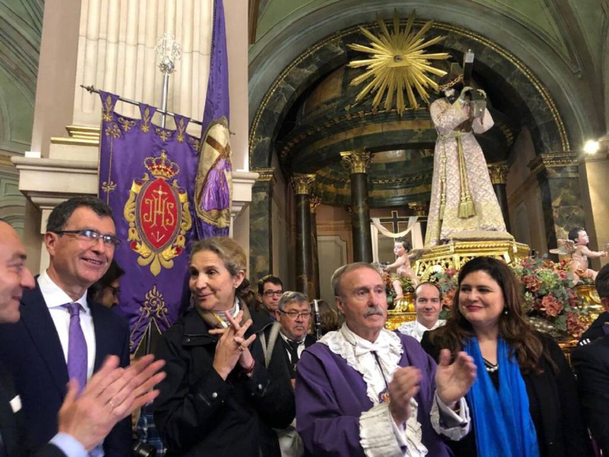 La Infanta Elena visita la iglesia de los Salzillos