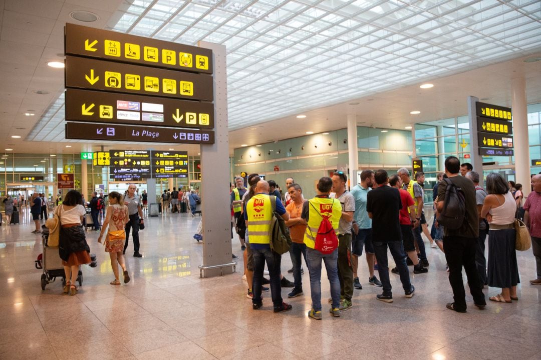 Imágenes de la huelga del personal de tierra de Iberia en Barcelona (Aeropuerto Josep Tarradellas Barcelona-El Prat).