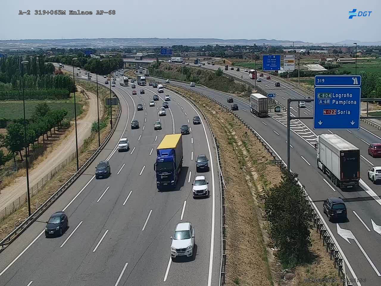 Cámara de tráfico de la DGT en la A2 a su paso por Zaragoza