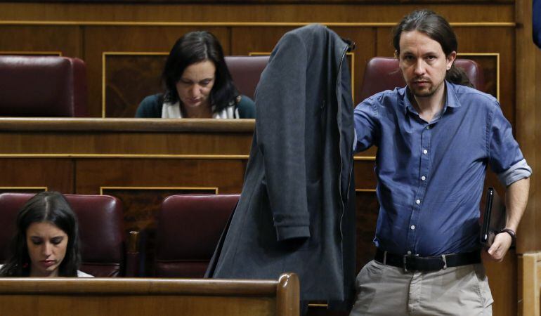 El líder de Podemos, Pablo Iglesias, en un momento de un pleno del Congreso.