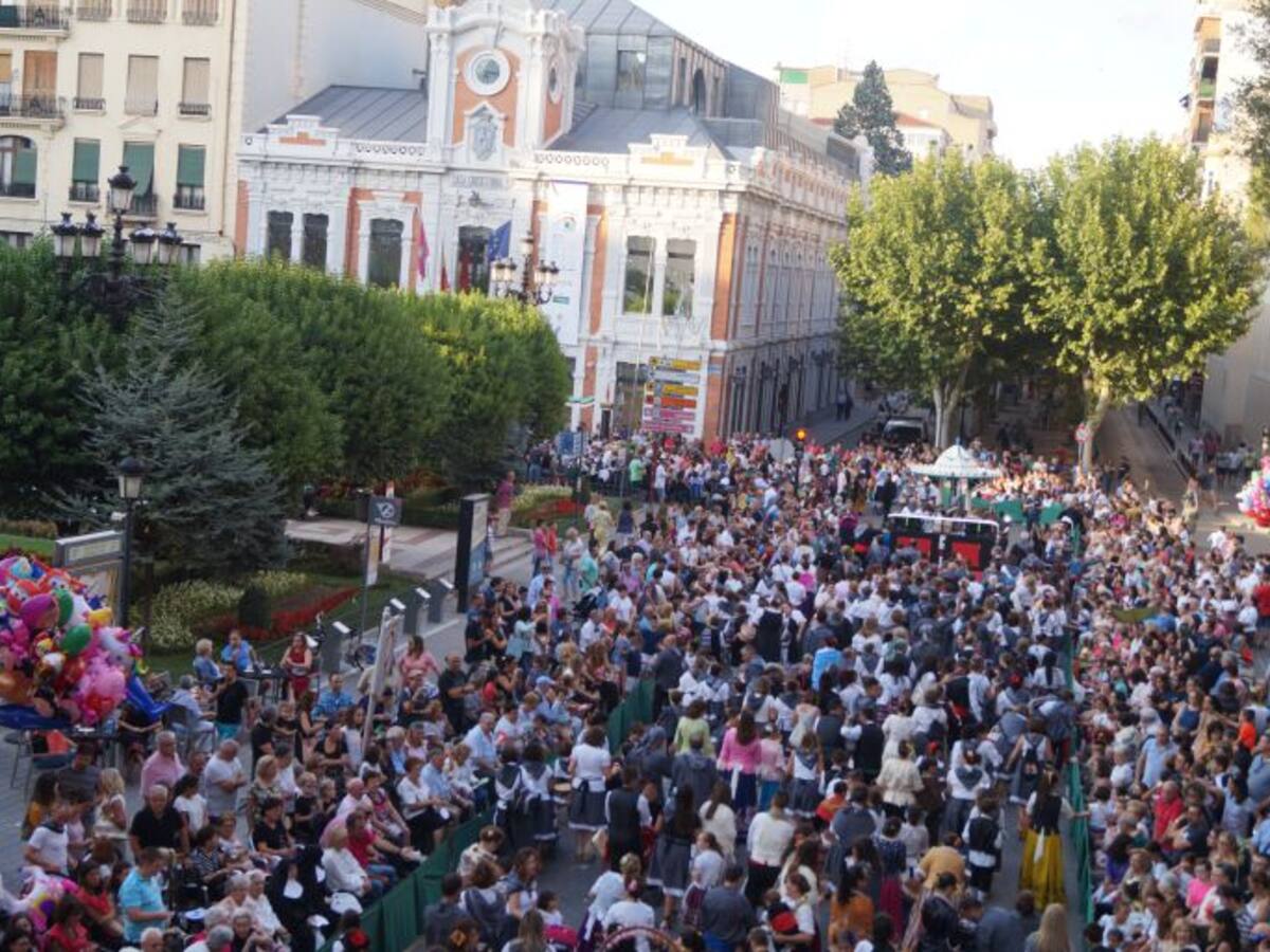 Las imágenes de la cabalgata de apertura de la Feria 2018