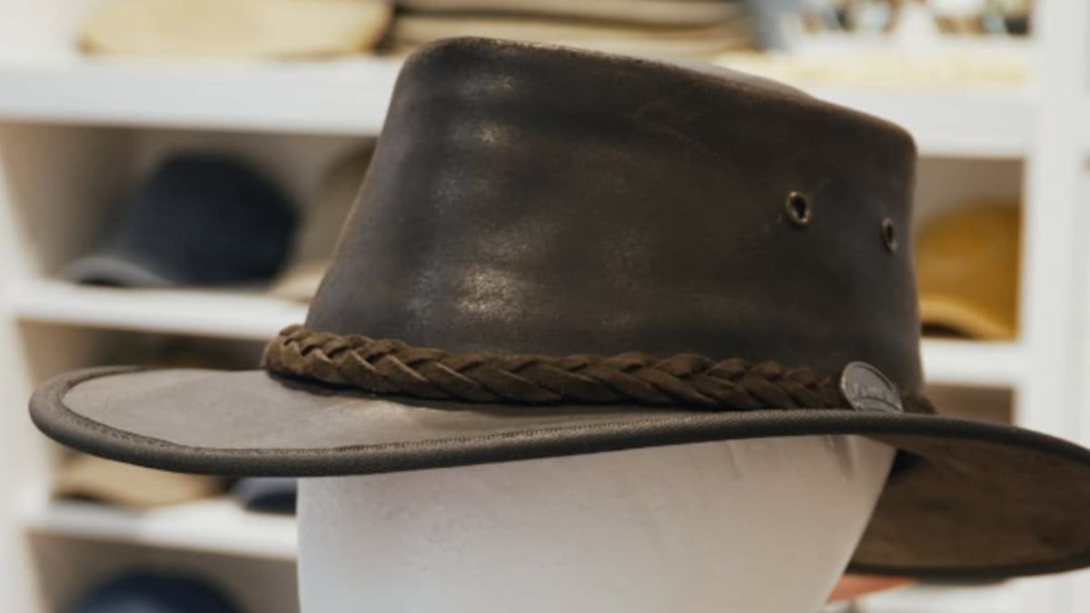 L'única botiga de barrets a Girona té clients de tot el món