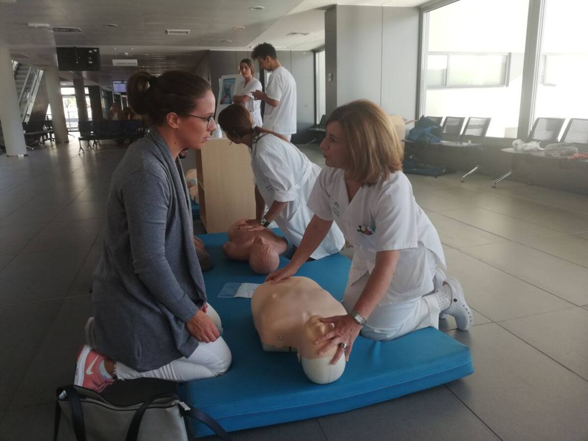 Maniobras de RCP en el Día Mundial de la Parada Cardíaca