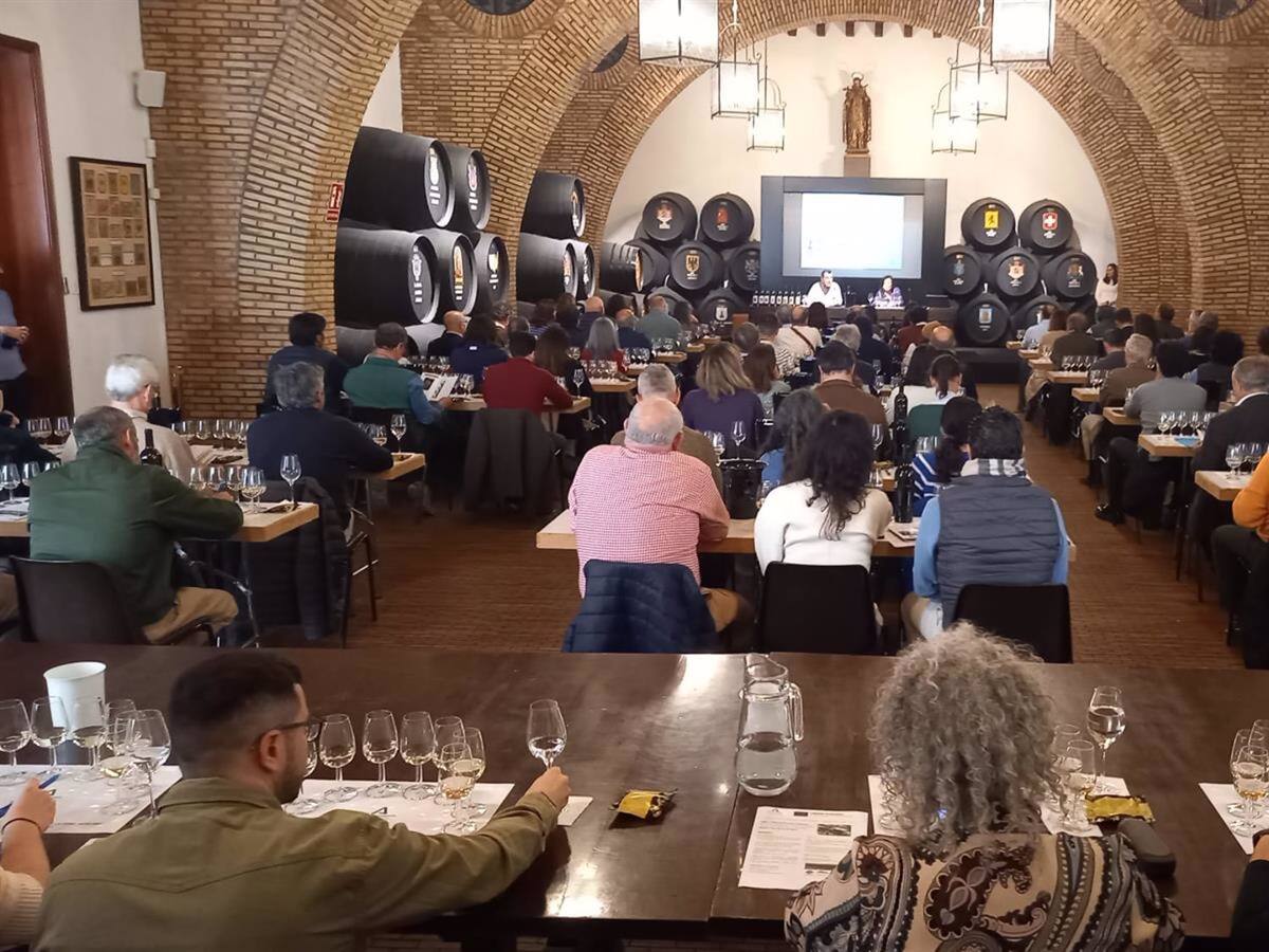 El Ifapa presenta en Jerez sus vinos de variedades autóctonas andaluzas ante más de 100 profesionales del sector