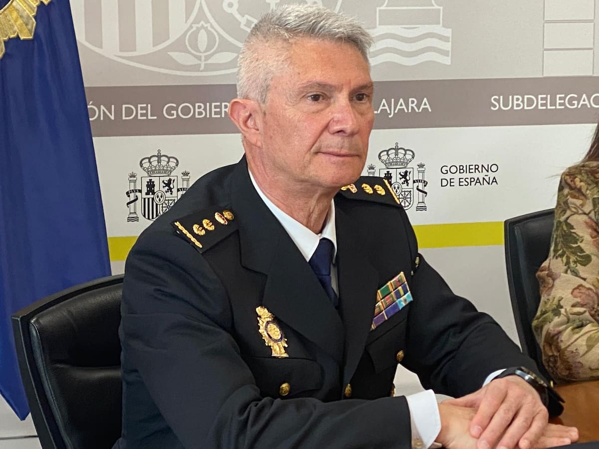 Se despide, por jubilación, el comisario de la Policía Nacional en Guadalajara