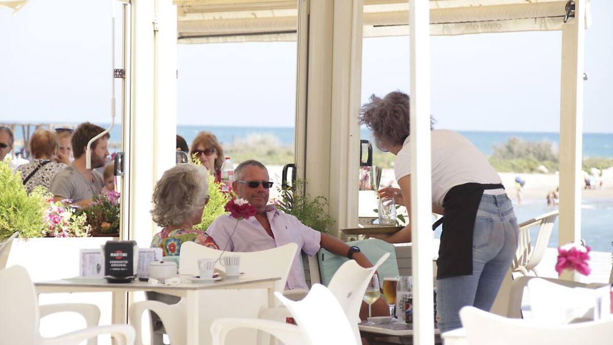 El Consell aprobará un decreto de ayudas de más de 6 millones de euros para empresas del sector turístico