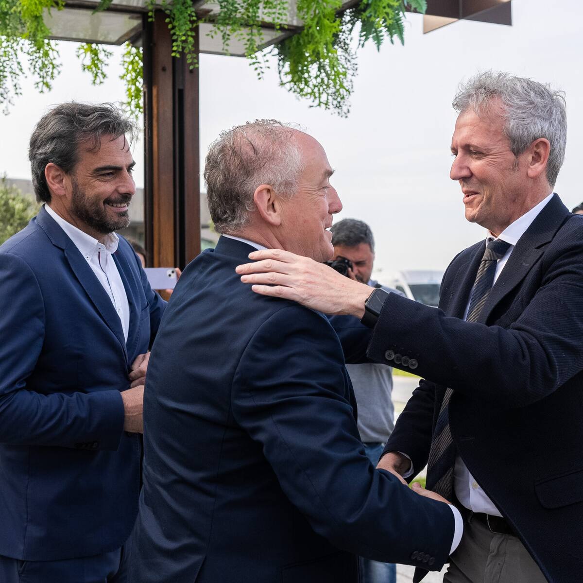 El PP celebra mitin central en la explanada de Palexco con Alfonso Rueda y Miguel Lorenzo